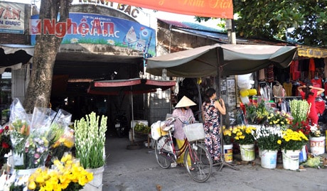 Chợ Kênh Bắc do HTX Kênh Bắc quản lý.