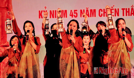 “Những cô gái  mở đường”.