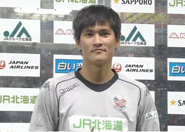 Công Vinh đang được Consadole Sapporo chào mời ở lại thêm một năm nữa.