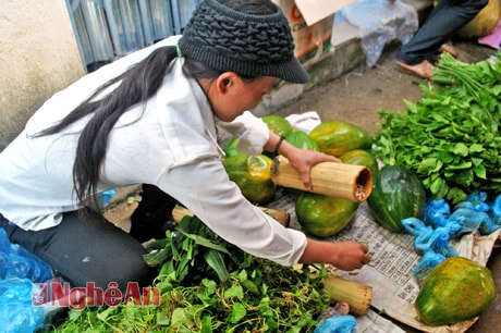 Sâu măng của người Mông.