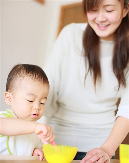Sữa chua không thể thoải mái trộn với mọi loại thức ăn (ảnh minh họa)