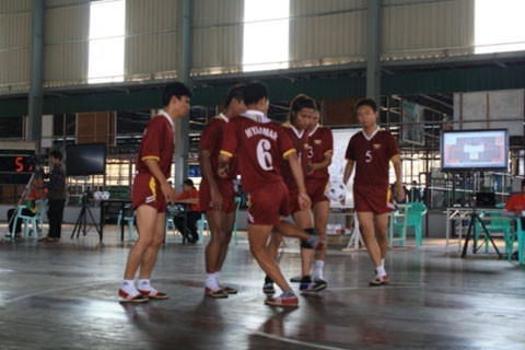 Tấm HCV SEA Games 27 đầu tiên đã được trao bộ môn Chinlone của Myanmar