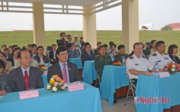 Các đại biểu tham dự Lễ khánh thành.