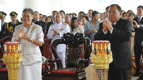 Phó chủ tịch nước Lào và Công chúa Thái Lan tại Lễ thông xe cầu hữu nghị 4 Lào-Thái Lan