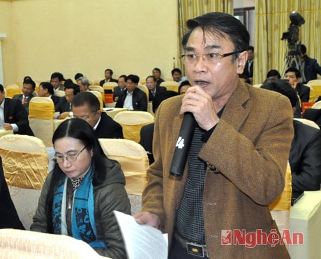 Đại biểu Nguyễn Chí Nhâm phát biểu