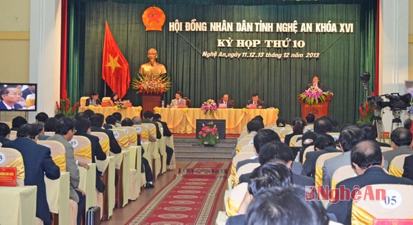 Toàn cảnh phiên chất vấn sáng 13/12