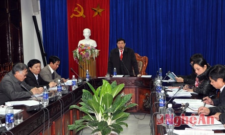 Đồng chí Nguyễn Xâu Đường kết luận buổi họp