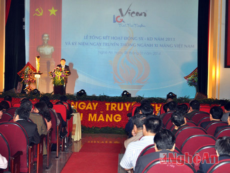 Toàng cảnh lễ kỷ niệm ngày truyền thống ngành Xi Măng Việt Nam.