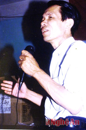 Nhà thơ Nguyễn Quốc Anh