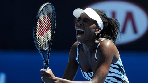 Venus Williams chia tay giải ngay vòng đấu đầu tiên