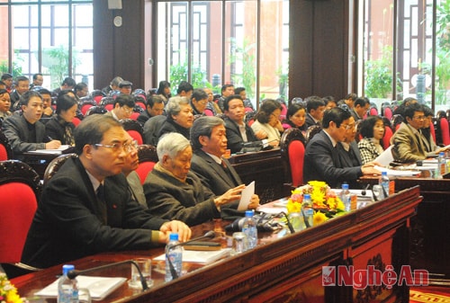 Các đại biểu tham dự hội nghị