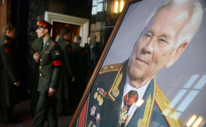 Kalashnikov từng được phong làm Anh hùng Xã hội Chủ nghĩa Liên Xô. Ảnh: AFP