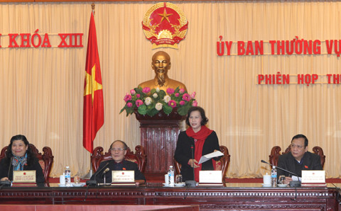 Phó Chủ tịch Quốc hội Nguyễn Thị Kim Ngân điều hành phiên họp. Ảnh: TXVN