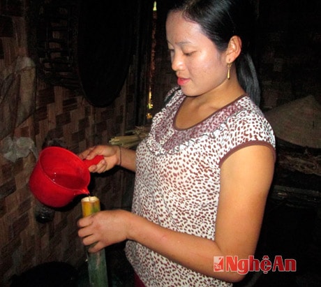 Thêm nước và đem ngâm qua 1 đêm.