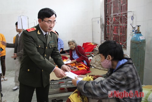 Thăm chúc Tết bệnh nhân tại Bệnh viên lao và bệnh phổi