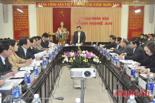 Đồng chí Chủ tịch UBND tỉnh - Nguyễn Xuân Đường kết luận tại hội nghị