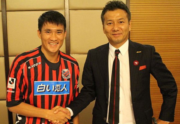 Công Vinh quyết định khoác áo CLB Consadole Sapporo tháng 7/2013