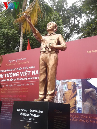 Đại tướng - Tổng tư lệnh Võ Nguyên Giáp (1911 - 2013). Tác phẩm thể hiện hình tượng Đại tướng Võ Nguyên Giáp thời kỳ từ 1950 đến 1956