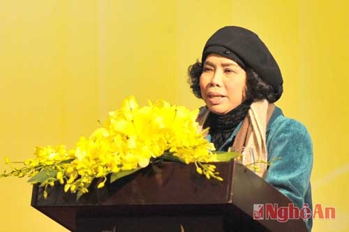 Bà Thái Thị Hương Chủ tịch HĐQT tập đoàn TH phát biểu