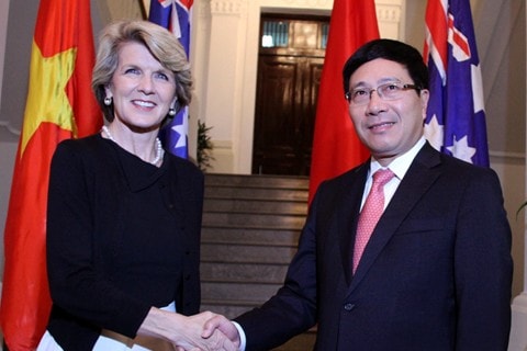 Bộ trưởng Ngoại giao Phạm Bình Minh trong buổi đón tiếp Bộ trưởng Ngoại giao Úc, Julie Bishop  ngày 18/2. Ảnh: VGP