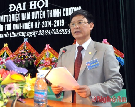 Bí thư Lê Quang Đạt phát biểu giao nhiệm vụ cho MTTQ huyện khóa XVIII