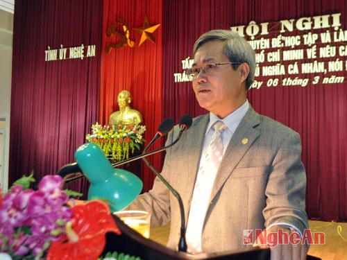 PGS, TS Ngô Xuân Thạo trực tiếp truyền đạt chuyên đề năm 2014