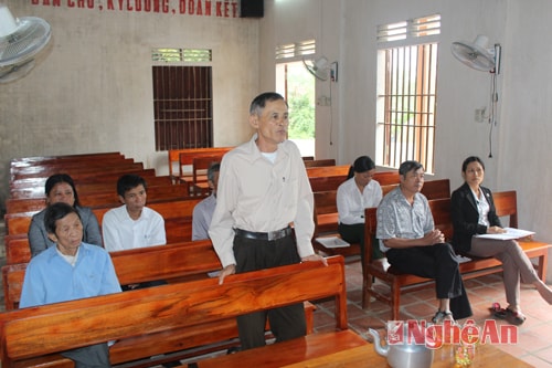 Một buổi sinh hoạt của Chi bộ xóm 6, xã Mỹ Sơn, Đô Lương.