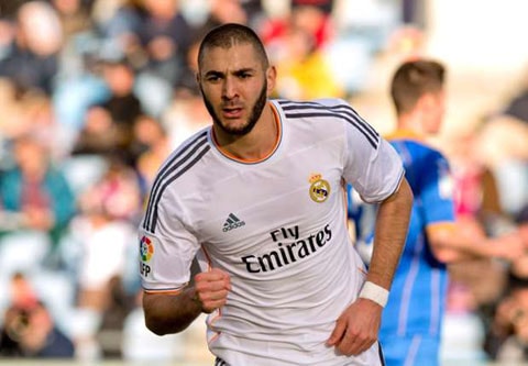 Chelsea tính chiêu mộ Benzema