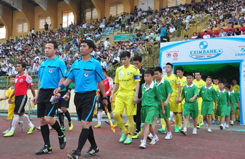 Công Vinh và SLNA rất tự tin khi bước vào trận đấu ở vòng 10 V-League khi tiếp đón Đồng Nai trên sân nhà.