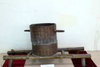 Cối xay lúa trong Chiến dịch Điện Biên Phủ được trưng bày tại Bảo tàng Chiến thắng Lịch sử Điện Biên Phủ.
