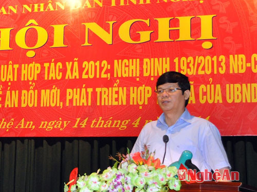 Đồng chí Lê Xuân Đại – Ủy viên Ban thường vụ Tỉnh ủy, Phó chủ tịch UBND phát biểu tại hội nghị.