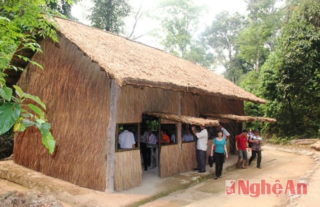 Hội trường trong Sở Chỉ huy là nơi diễn ra các hội nghị cán bộ do Đảng ủy và Bộ Chỉ huy triệu tập