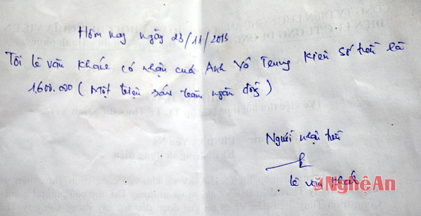 Bản viết tay nhận tiền của gia đình anh Võ Trung Kiên do cán bộ, nhân viên điện lực Tương Dương viết.