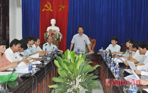 Đồng chí Thái Văn Hằng phát biểu tại buổi làm việc.