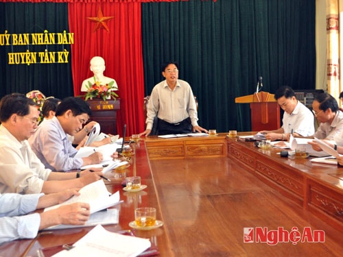 Đồng chí Trần Công Dương kết luận tại cuộc làm việc.