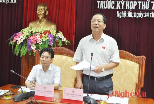 Ông Phạm Văn Tấn thông báo chương trình kỳ họp thứ 7 Quốc hội khóa XIII