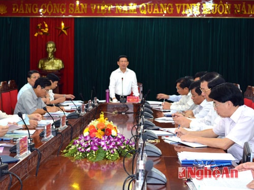 Quang cảnh phiên họp.