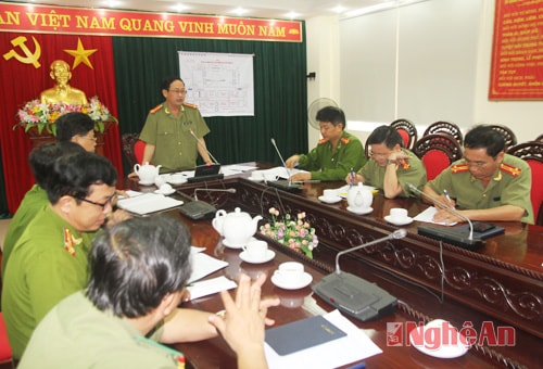 Đại tá Nguyễn Tiến Dần, chỉ đạo công an các đơn vị, địa phương làm tốt công tác đảm bảo ANTT trong dịp 30/4