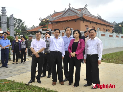 Đồng chí Nguyễn Xuân Đường giới thiệu tổng thể Dự án Quy hoạc Khu di tích lịch sử Truông Bồn.