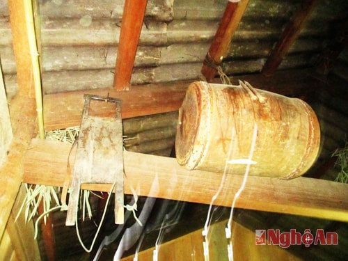Chiếc trống của ông Lì Thái Cô đã có từ nhiều chục năm nay