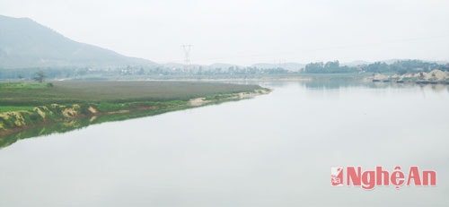 Sông Lam - núi Đụn.