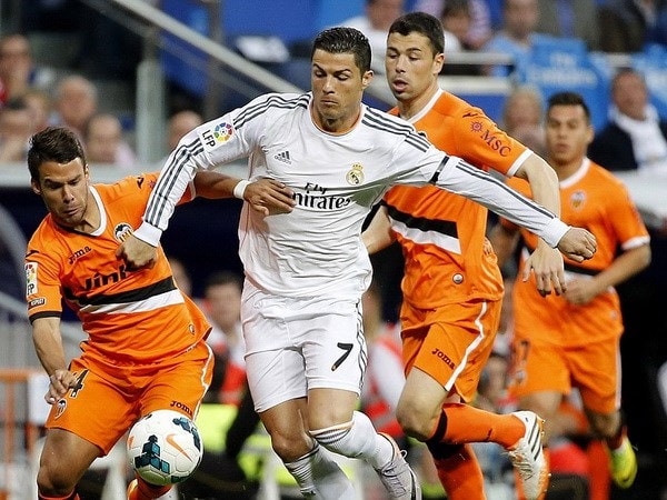 Ronaldo và Real lỡ mất cơ hội vàng. (Nguồn: Getty Images)