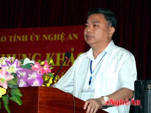 Đồng chí Lê Bá Hùng khai mạc hội thi.