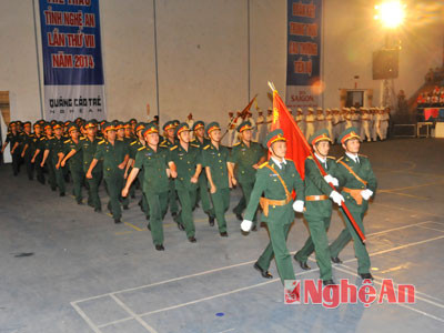 Lễ diễu hành của lực lượng vũ trang.