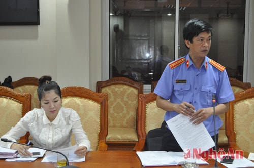 Đại diện Viện Kiểm sát tỉnh nêu một số vấn đề thuộc hoạt động của ngành