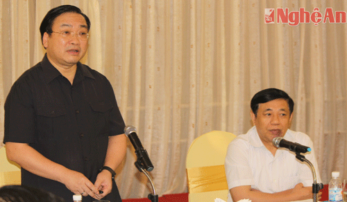 Phó Thủ tướng Hoàng Trung Hải phát biểu tại cuộc làm việc với lãnh đạo tỉnh