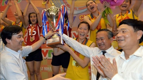 ĐT bóng chuyền nữ Việt Nam đăng quang tại VTV Cup 2014 - Ảnh: Minh Tuấn