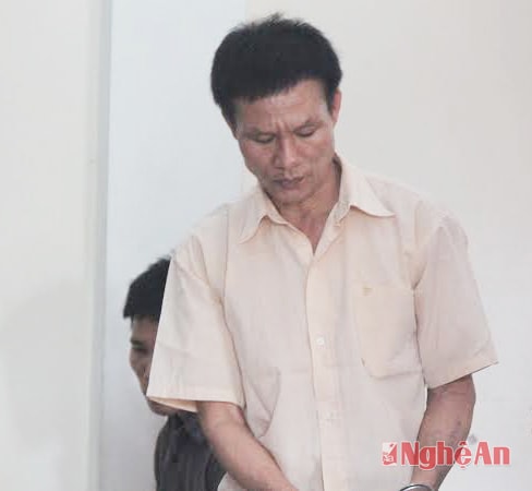 Bị cáo Hương trước tòa