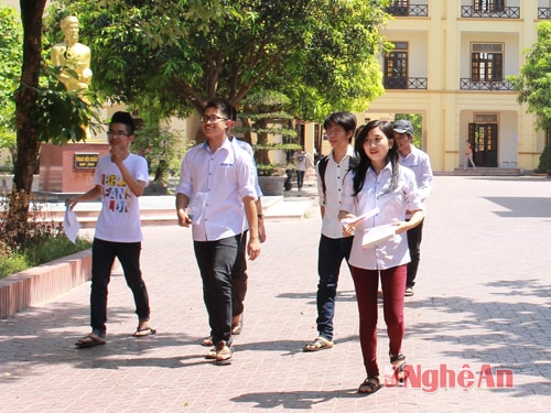Đã có một số thí sinh vắng thi trong ngày đầu tiên