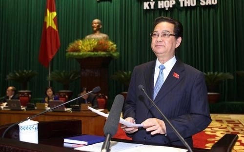 Thủ tướng trả lời chất vấn trực tiếp tại kỳ họp thứ sáu, cuối năm 2013.